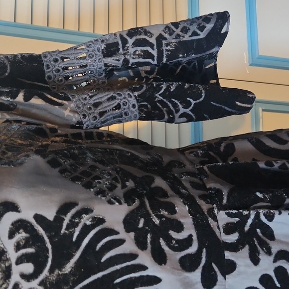 Eliza J Black Velvet Damask Pattern Dress - Picture 8 of 14